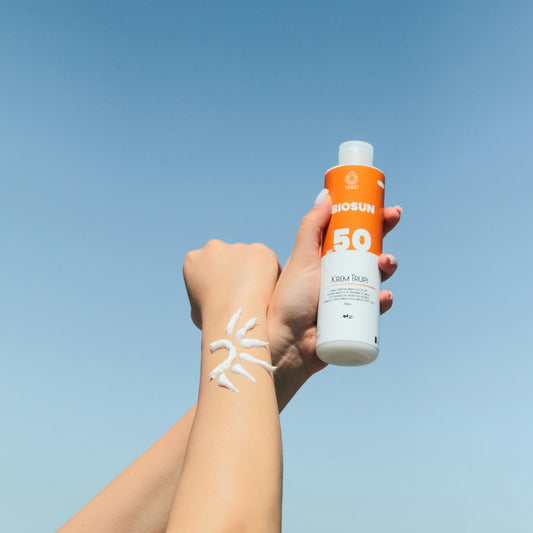 Why Sunscreen Is the Most Important Anti-Aging Step You Are Probably Skipping